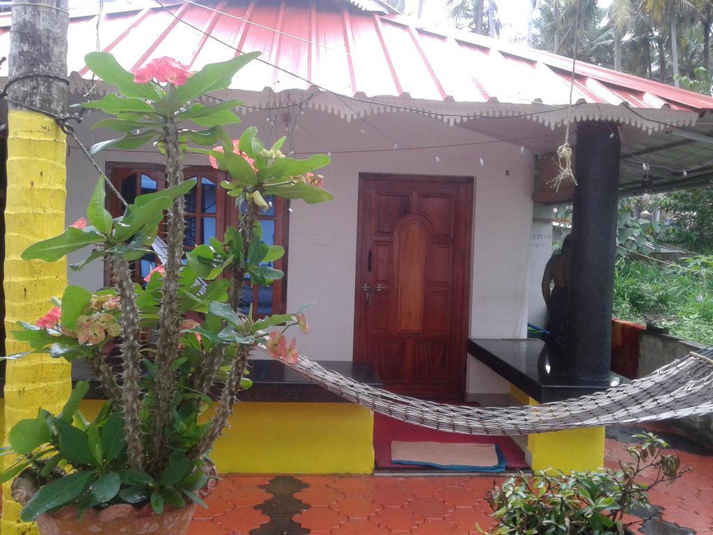 Karthik Villa Varkala Room photo