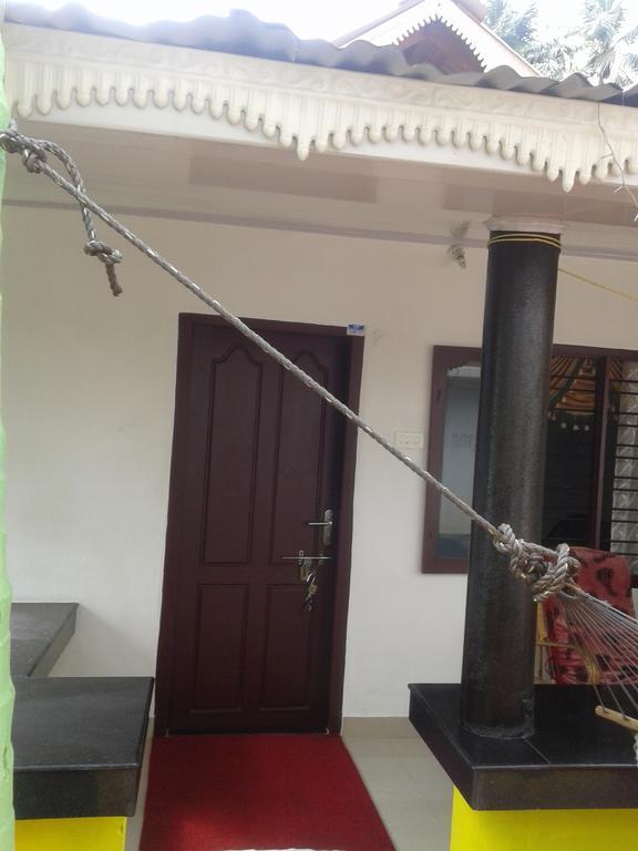 Karthik Villa Varkala Exterior photo
