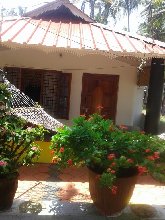 Karthik Villa Varkala Exterior photo